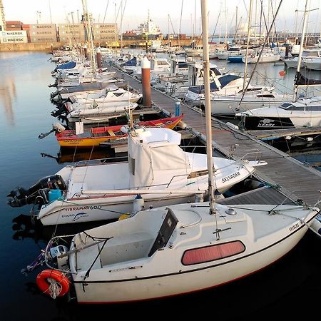 Vrs - Low Cost Beach Boat Hotel Leca da Palmeira Bagian luar foto